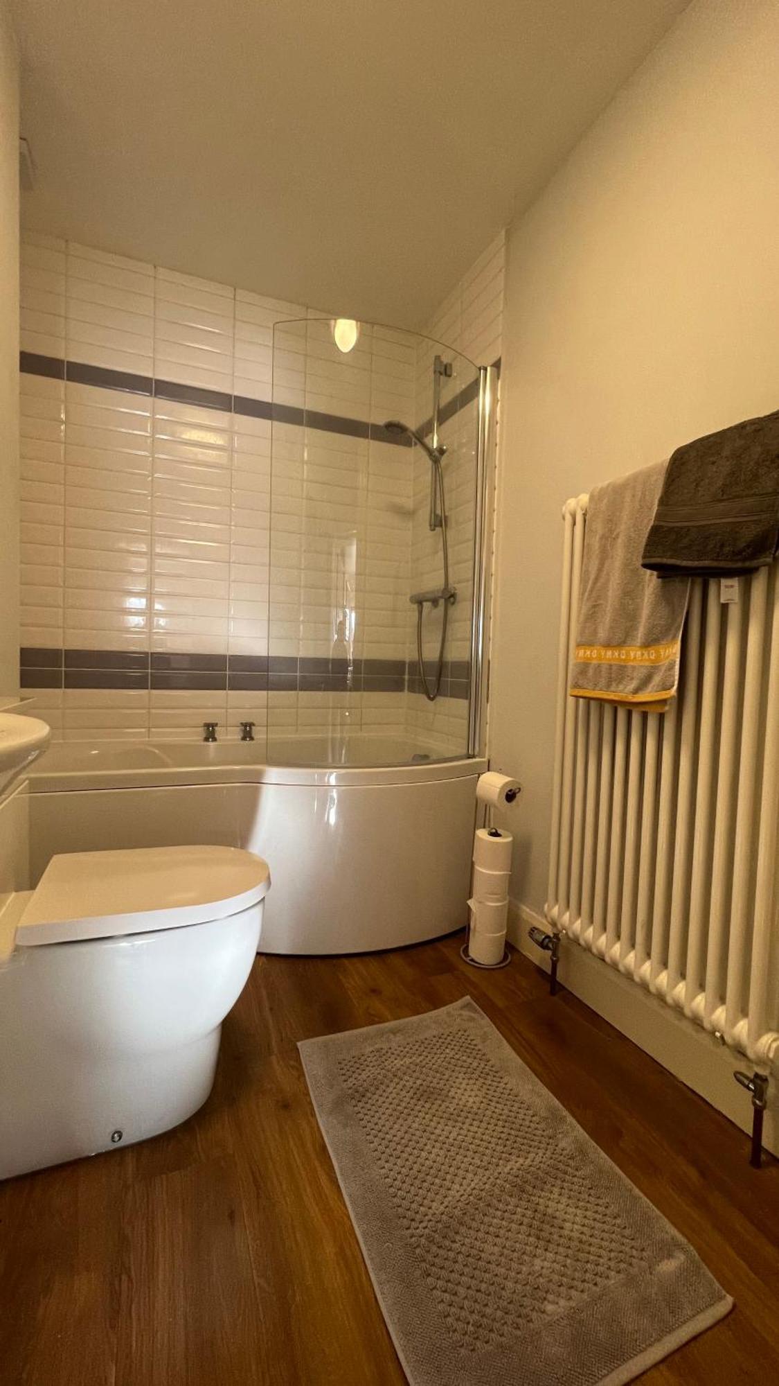 Cosy Corner Apartment มิดเฮิร์สต์ ภายนอก รูปภาพ
